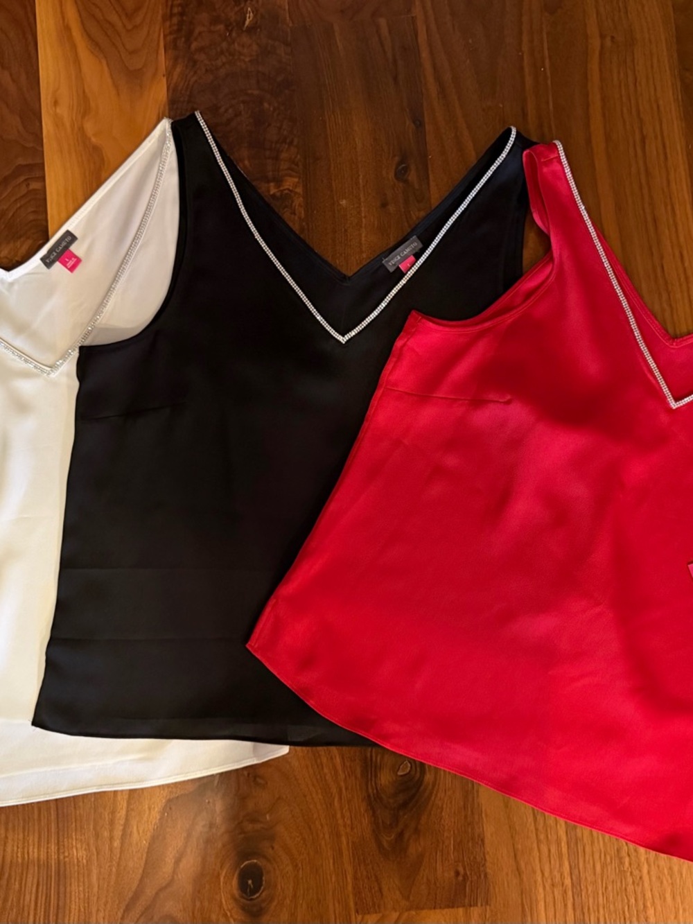 3 NWT Vince Camuto Rhinestone Trimmed Shell Tanks Size Large Red, White, Black
